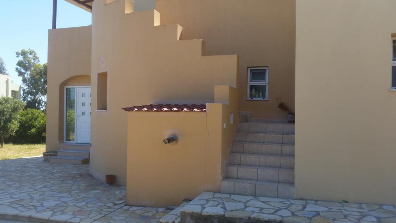 Emmanouil Apartment Kalamos  ภายนอก รูปภาพ