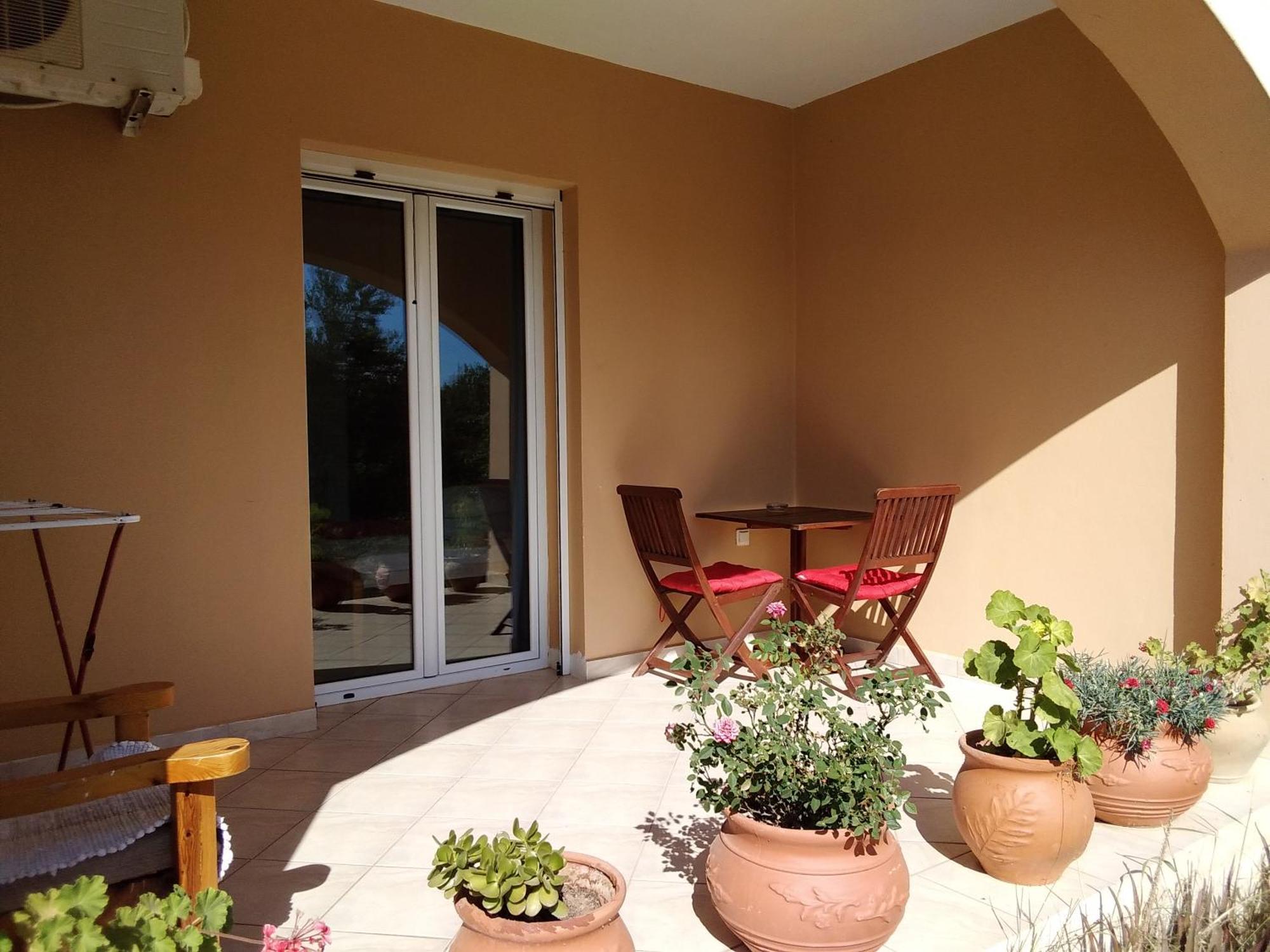 Emmanouil Apartment Kalamos  ภายนอก รูปภาพ